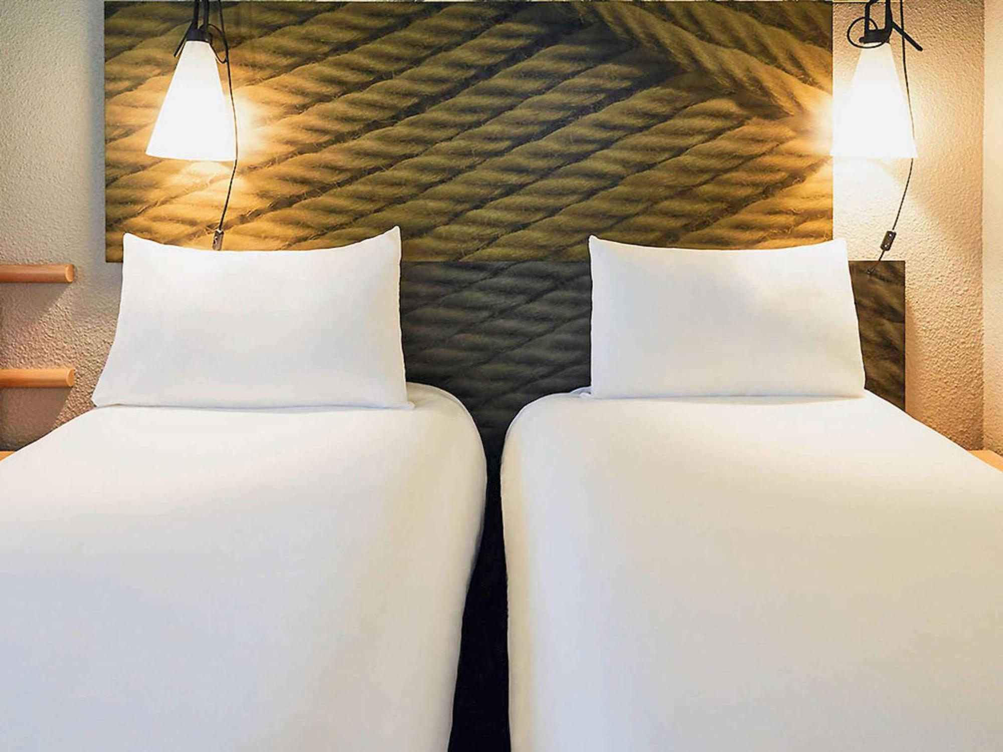 Ibis Toulon La Seyne Sur Mer Exterior photo