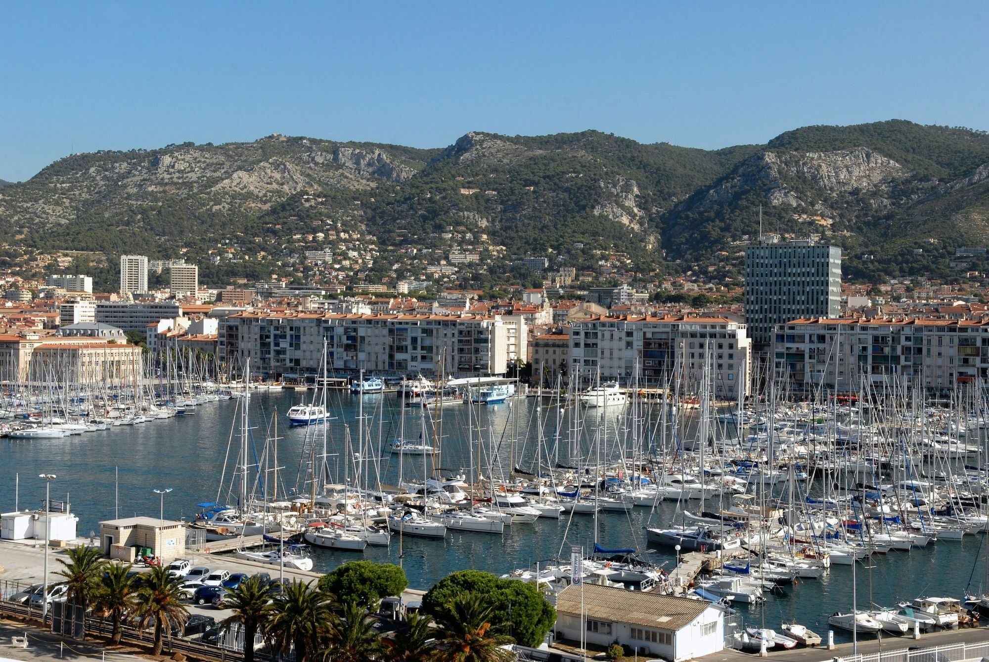 Ibis Toulon La Seyne Sur Mer Hotel Exterior photo